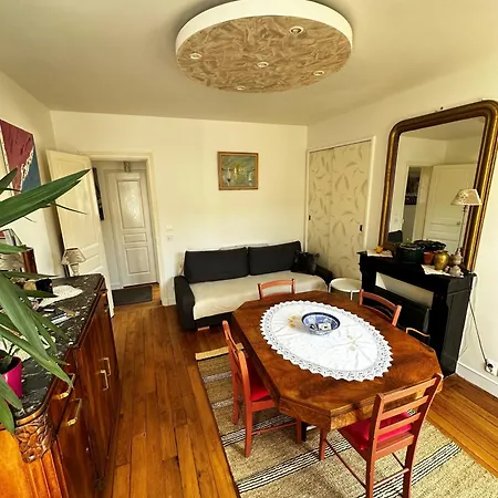 Sainte Elisabeth - Republique *