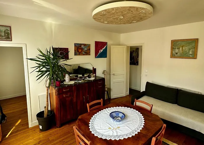 Apartment Sainte Elisabeth - Republique Paris